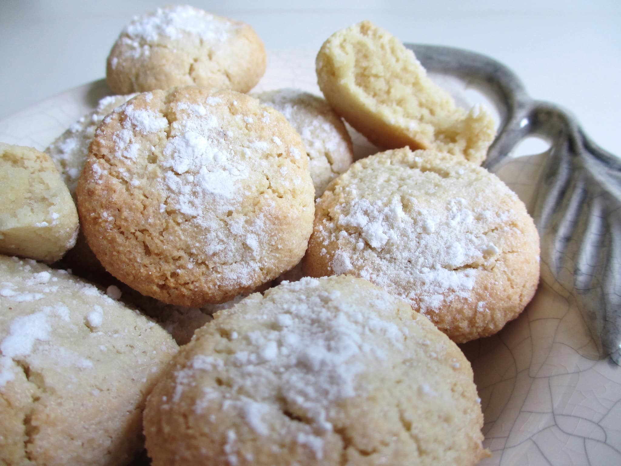 AMARETTI