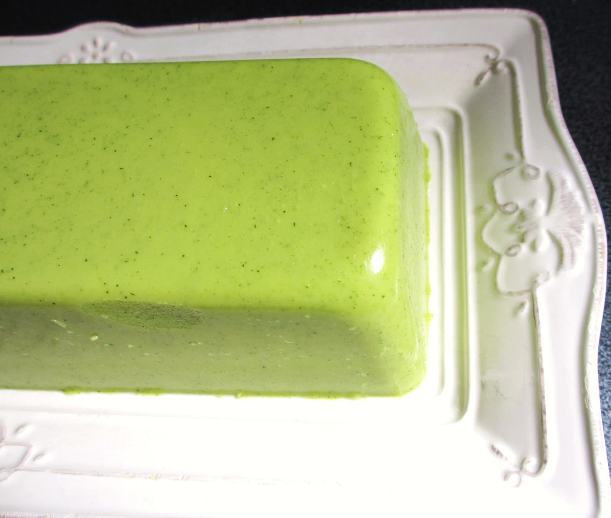 BAVAROIS DE COURGETTES ET SA SAUCE CRÉMEUSE À LA CIBOULETTE