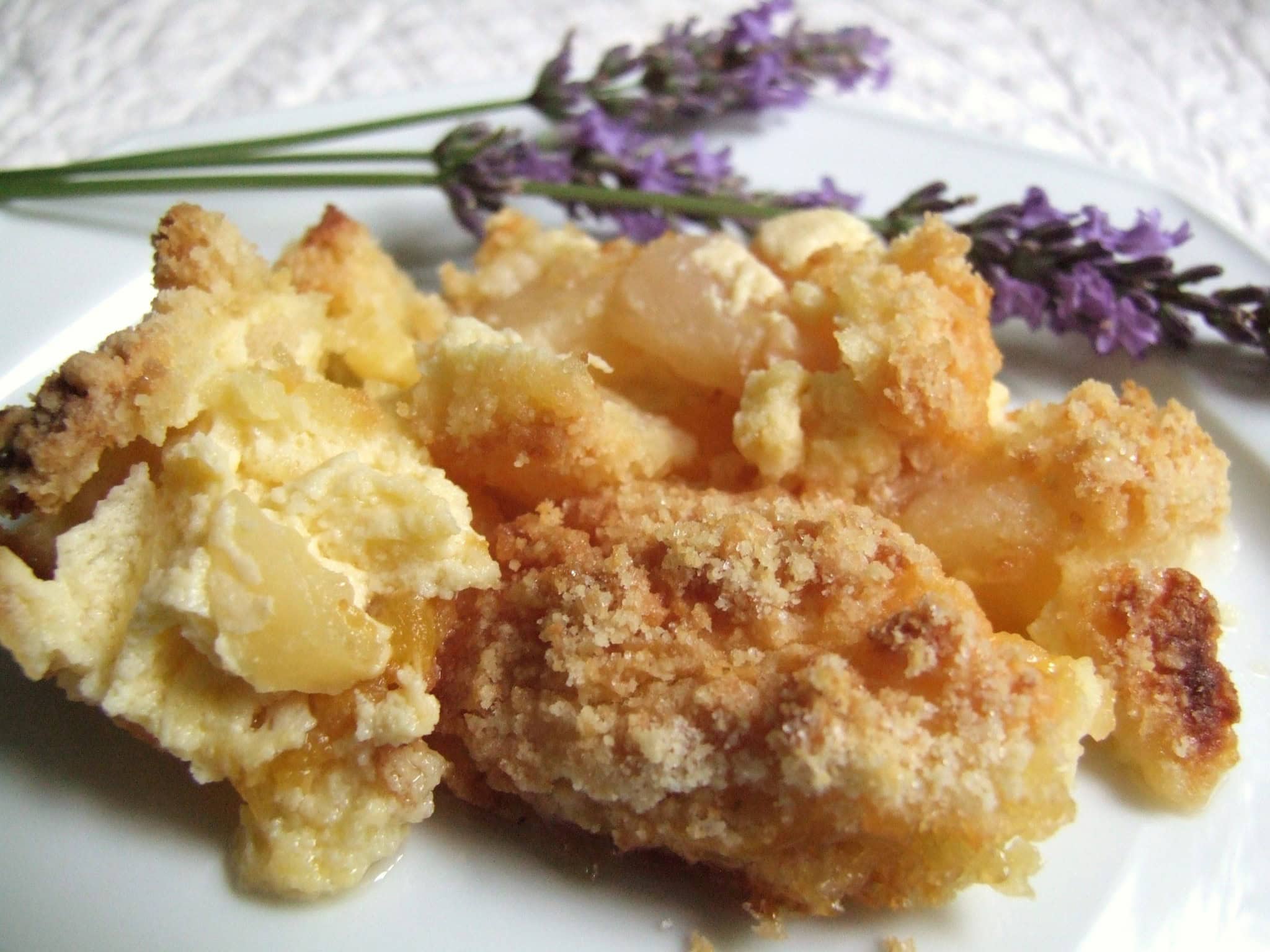 CLAFOUTIS-CRUMBLE AUX NECTARINES