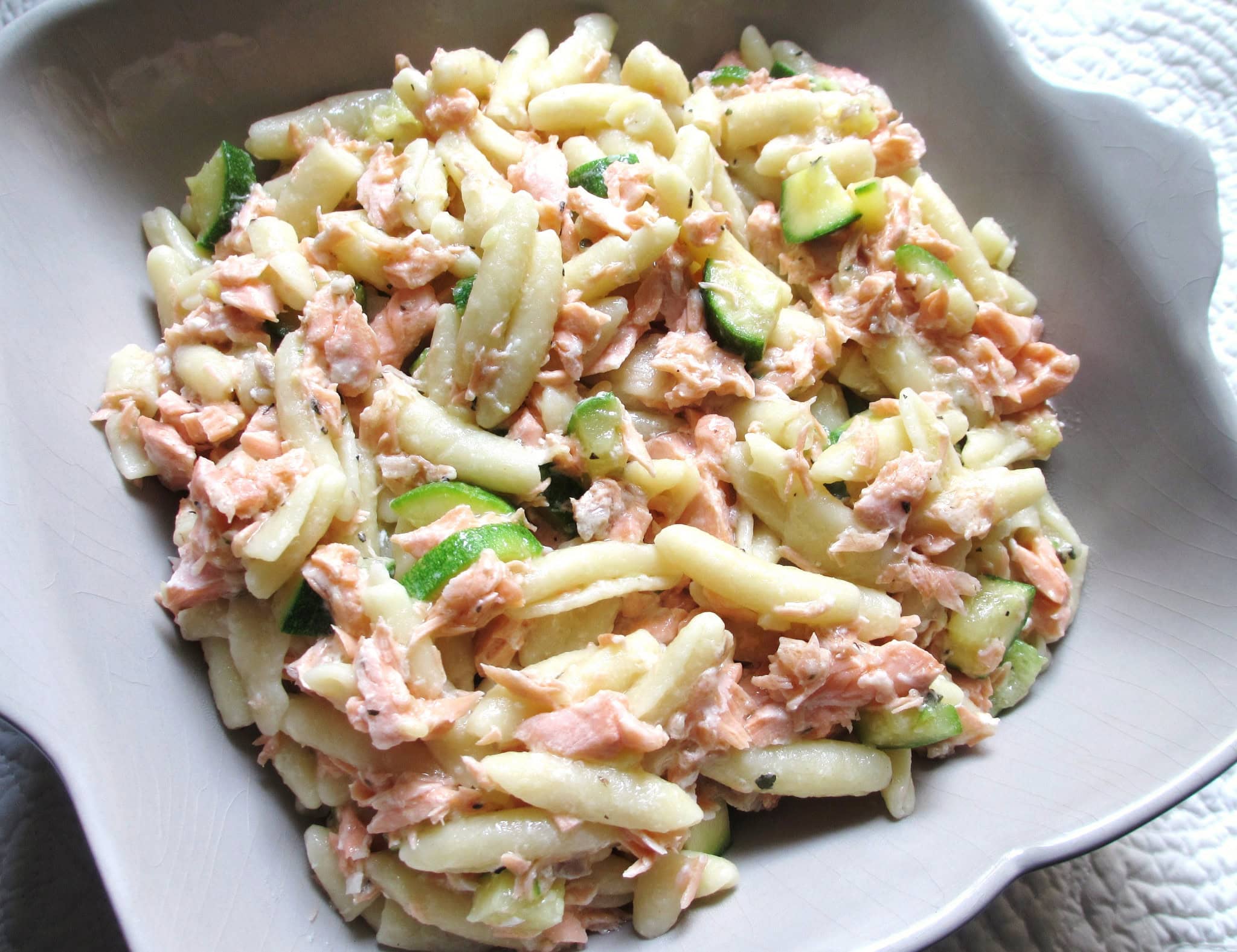 PÂTES AU SAUMON À LA CRÉTOISE