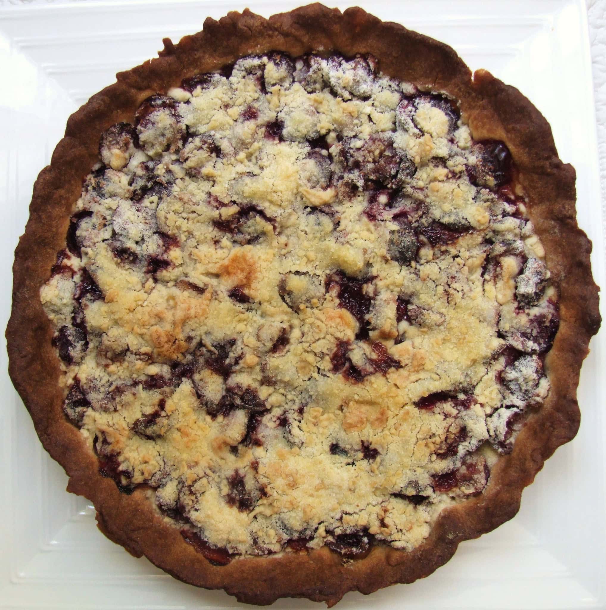 TARTE CRUMBLE AUX CERISES