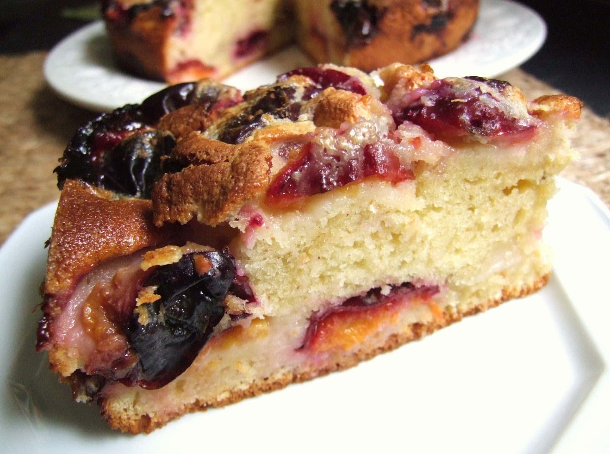 GÂTEAU MOELLEUX AUX PRUNES