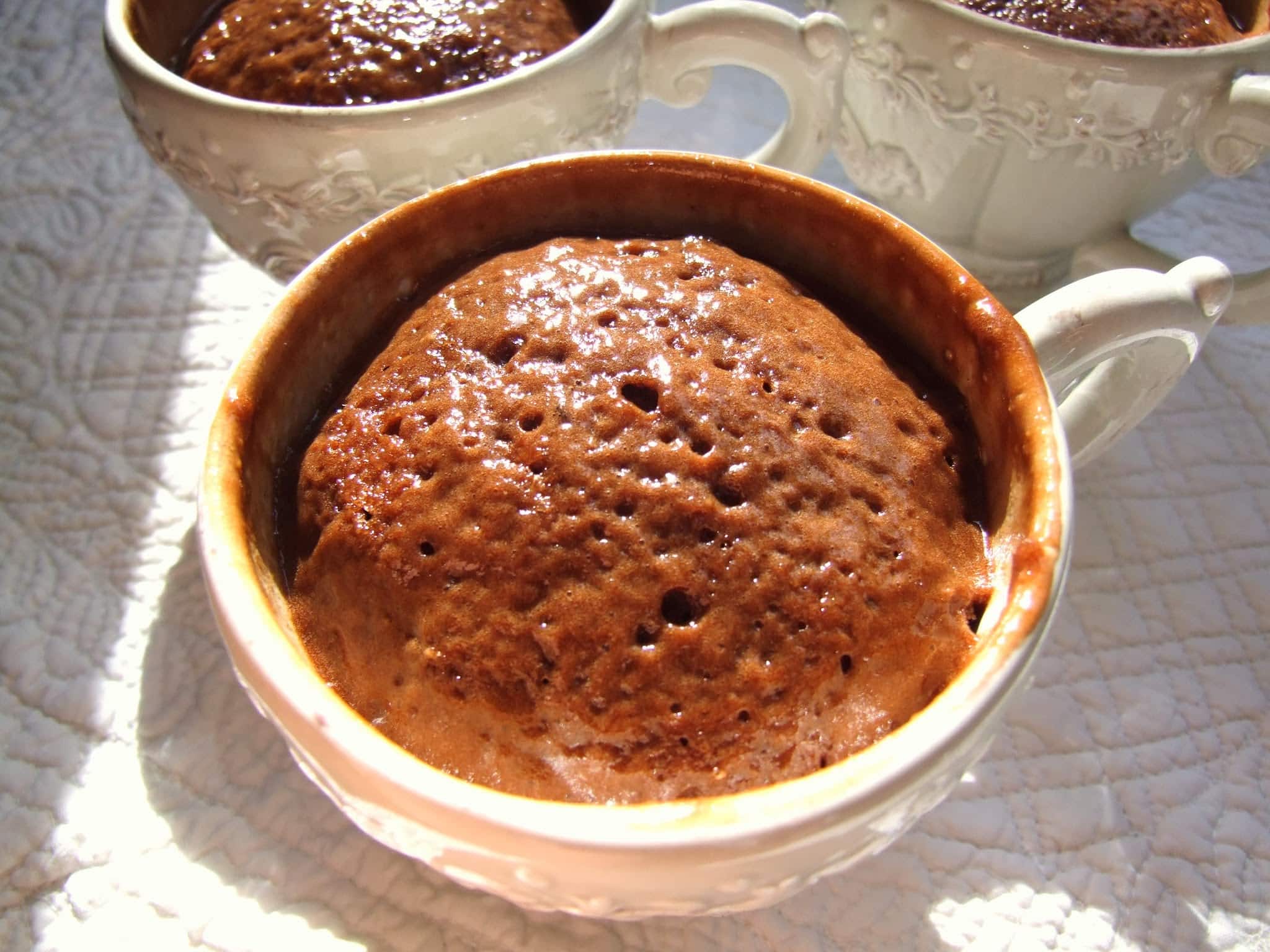 MUG CAKES AU CHOCOLAT AU LAIT