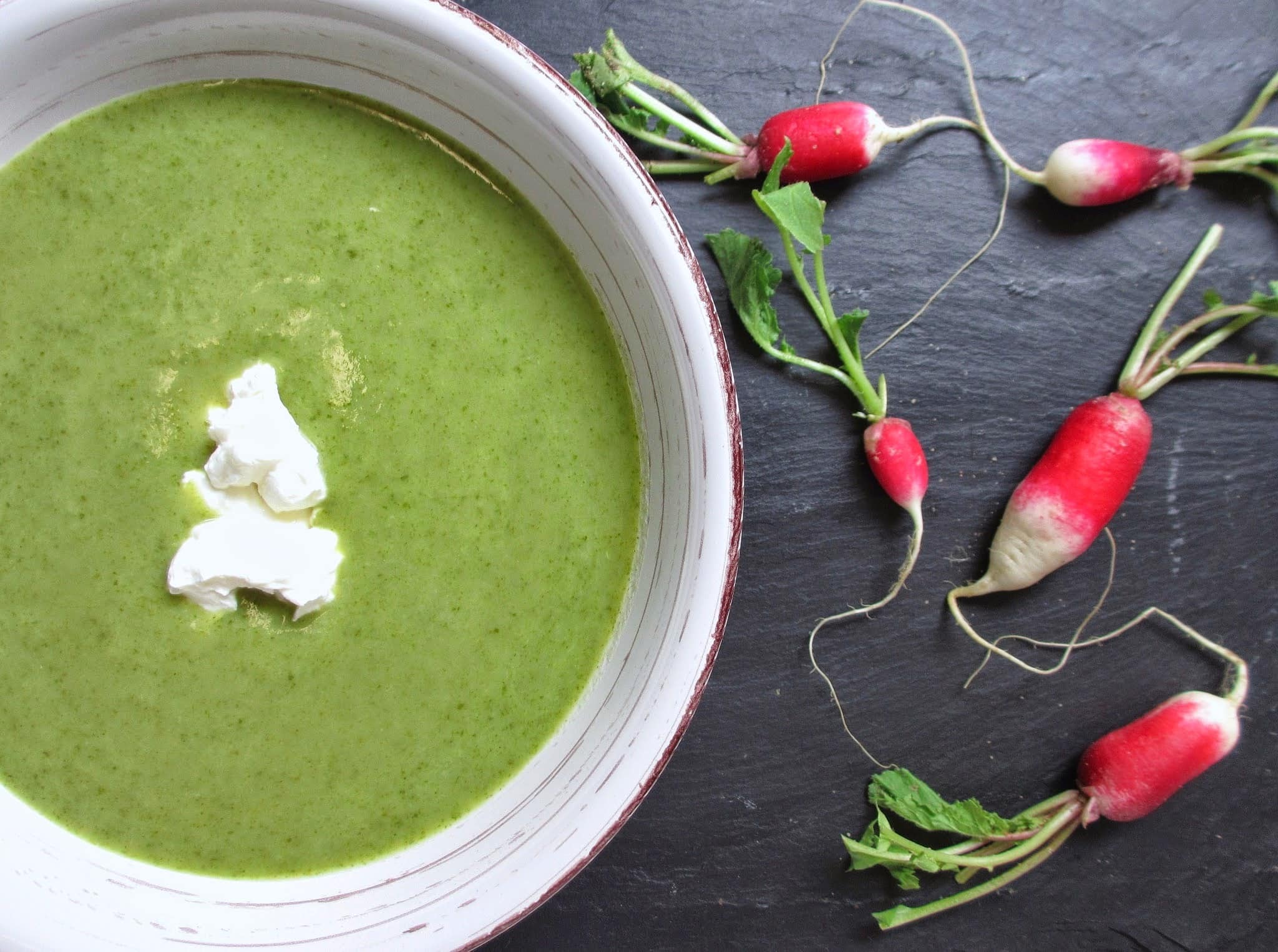 VELOUTÉ AUX FANES DE RADIS
