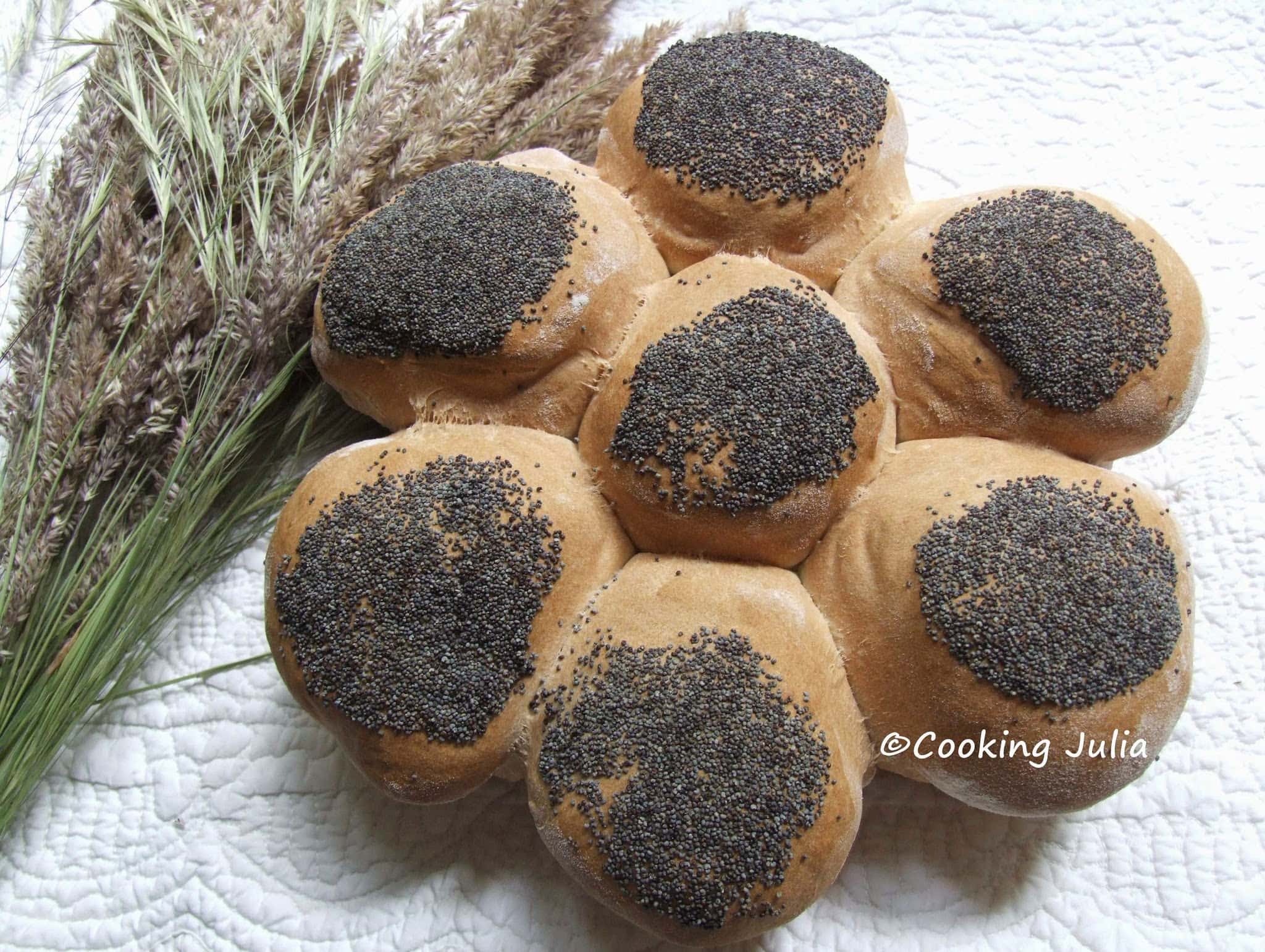 FLEUR DE PETITS PAINS AUX GRAINES DE PAVOT