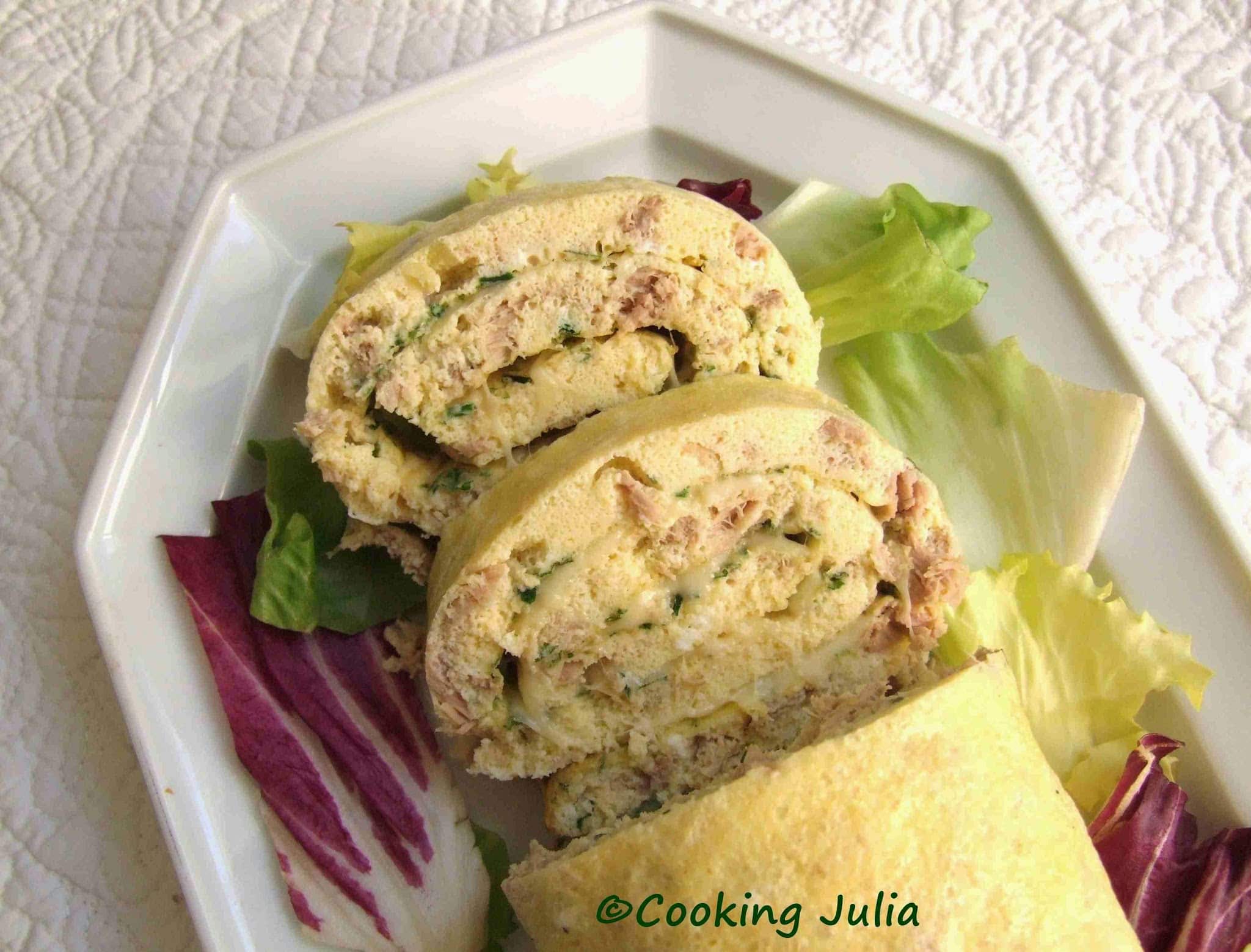 OMELETTE ROULÉE AU THON ET AU FROMAGE
