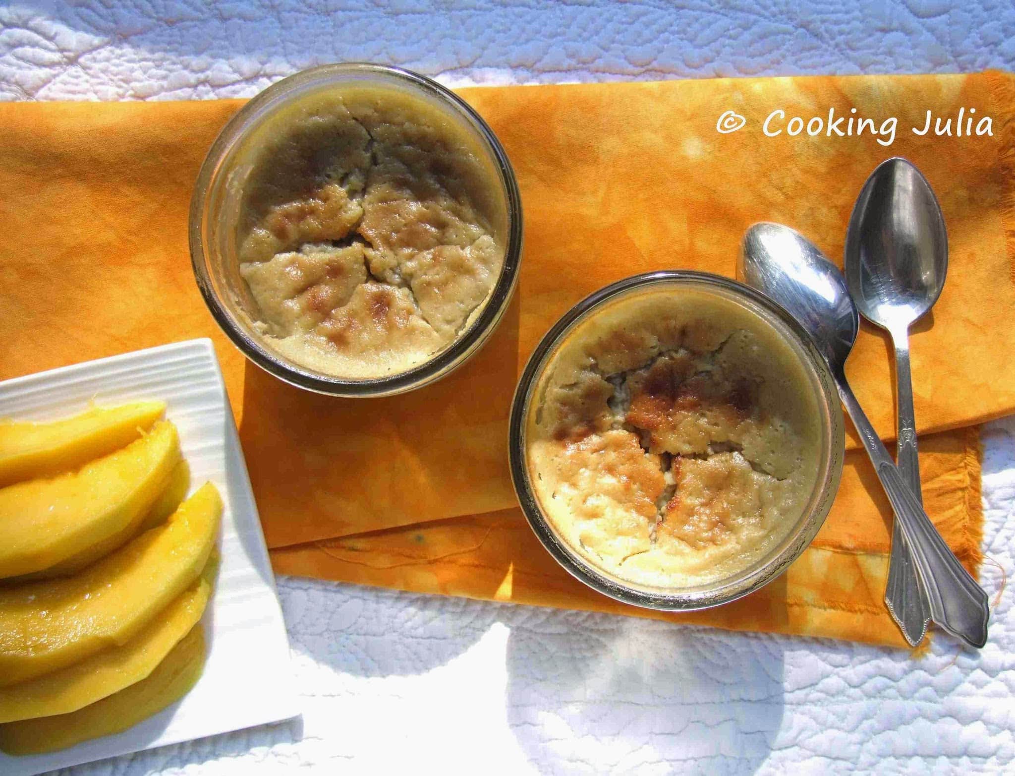 PETITES CRÈMES AUX ŒUFS MANGUE-COCO