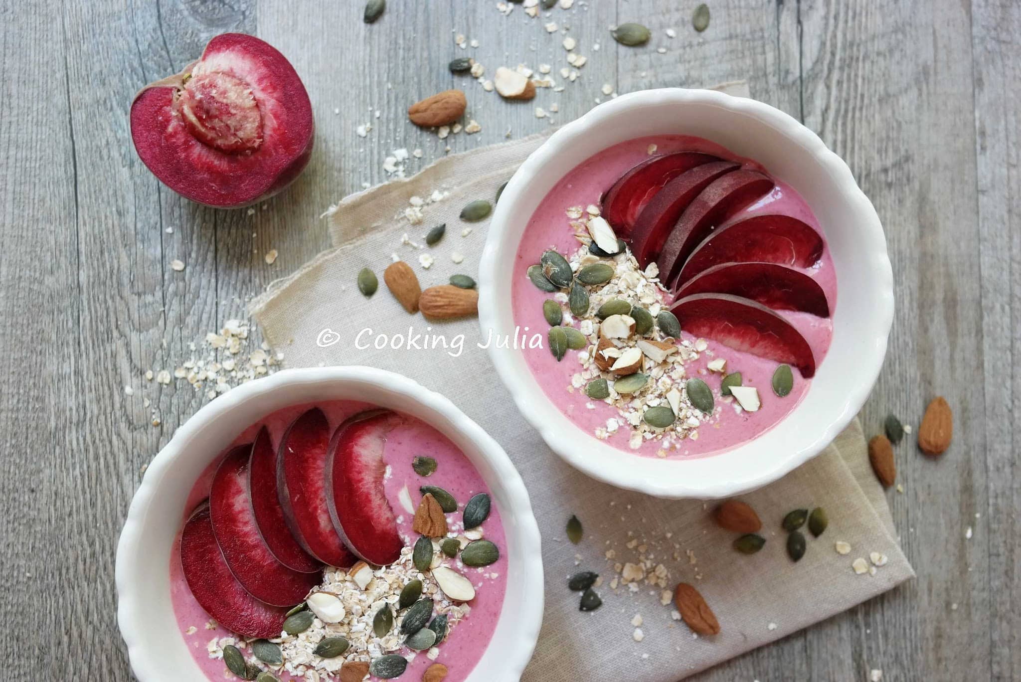 SMOOTHIE BOWL FRAISE-PÊCHE DE VIGNE