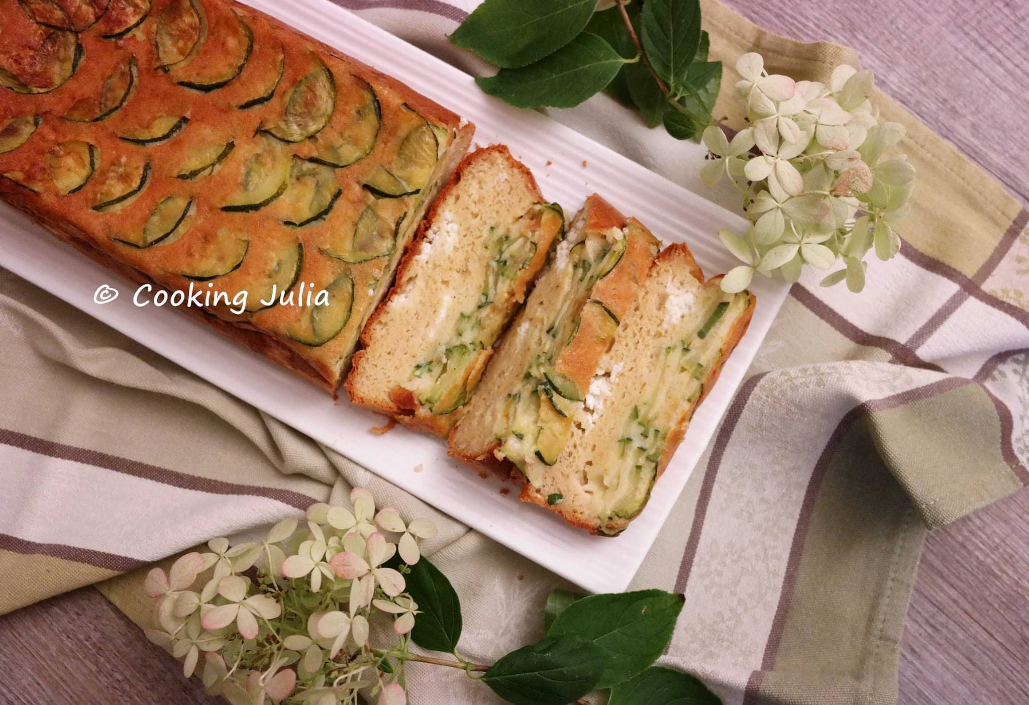 CAKE AUX COURGETTES FAÇON TATIN