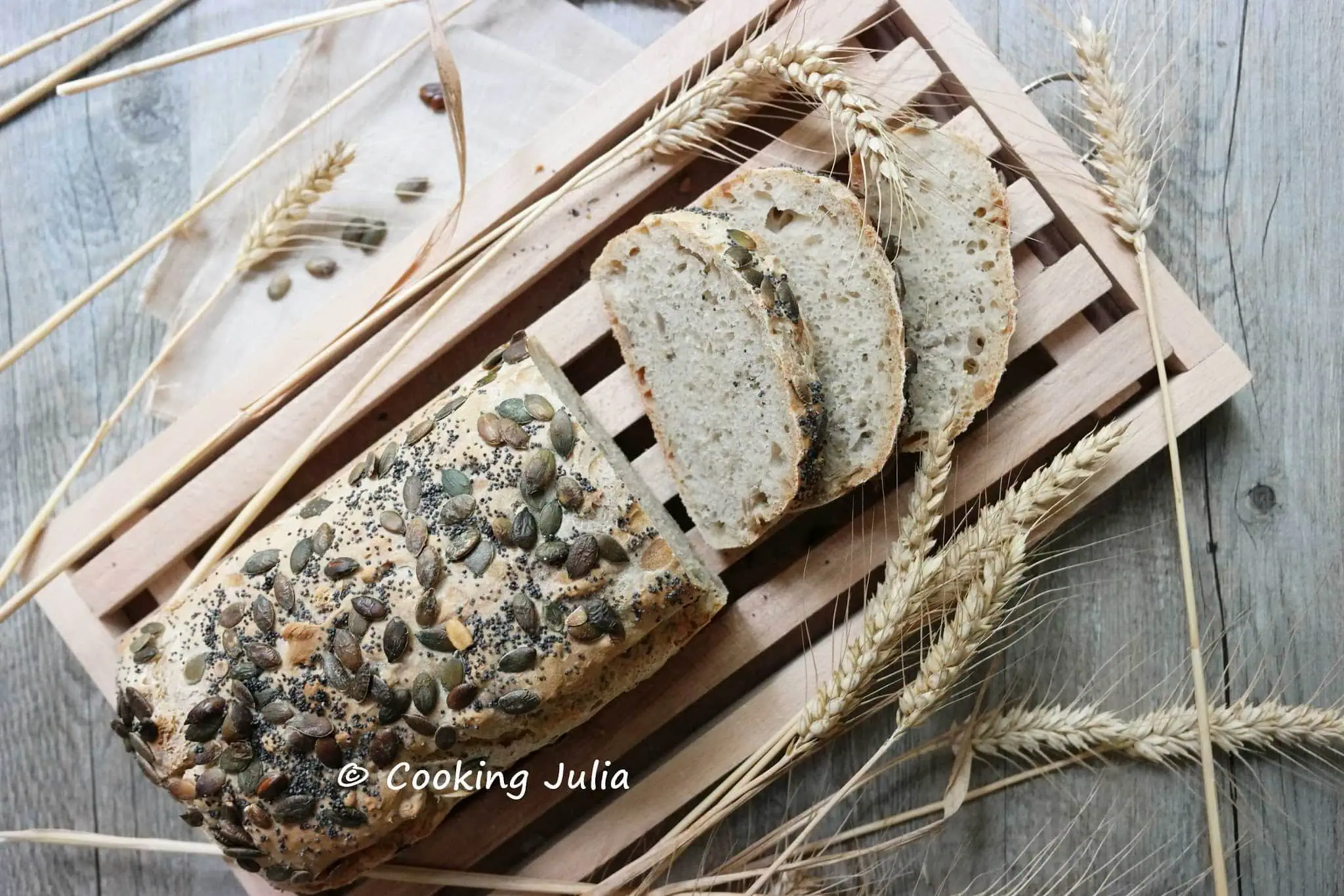 PAIN AUX GRAINES SANS PÉTRISSAGE