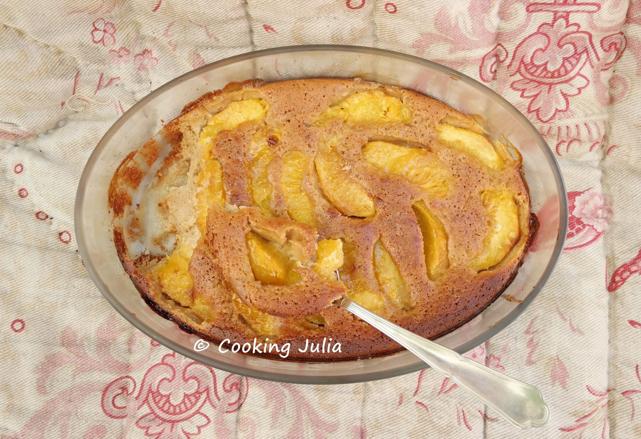 GRATIN À L&rsquo;AMANDE ET AUX NECTARINES