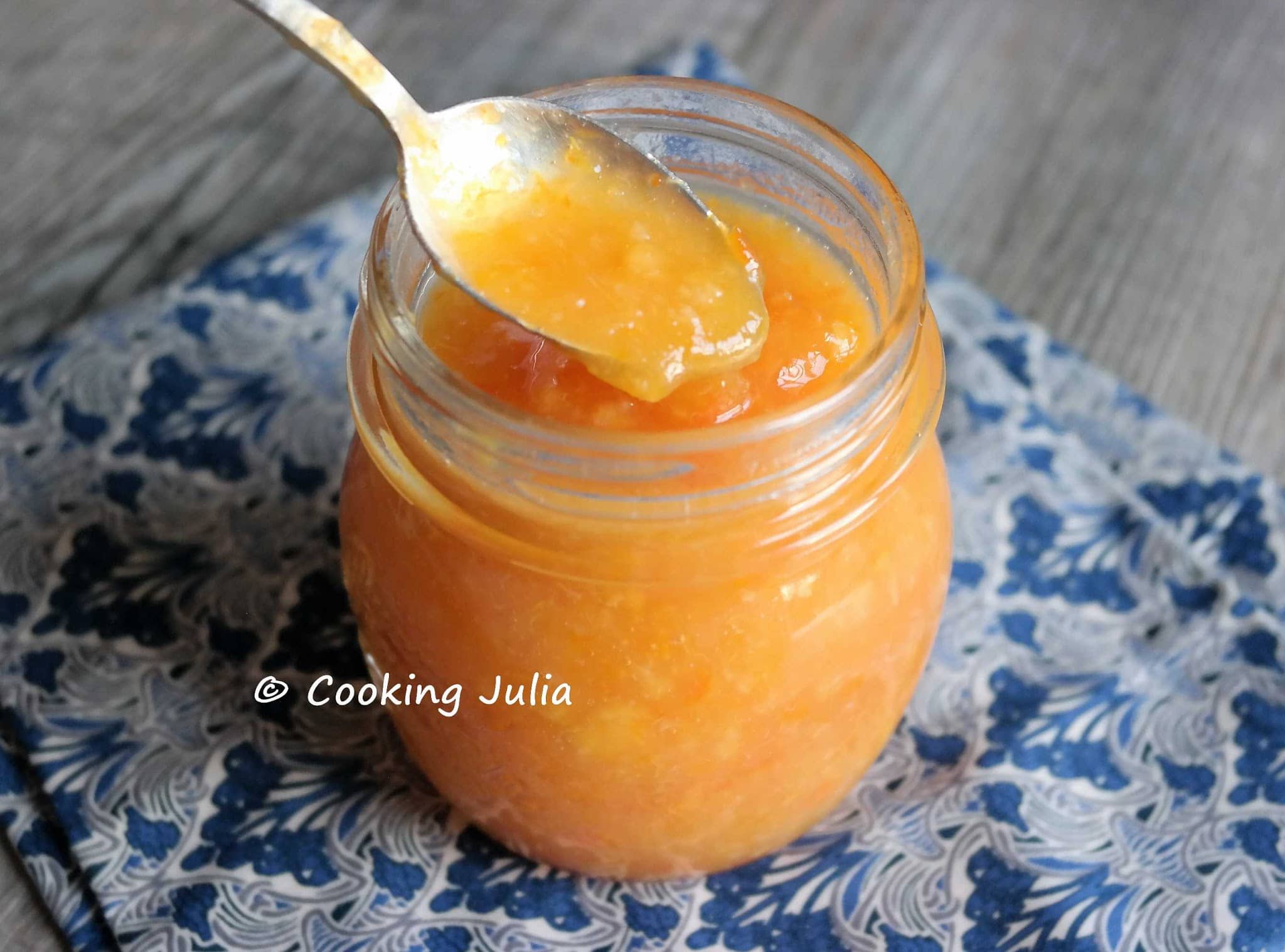 CONFITURE AUX TROIS AGRUMES