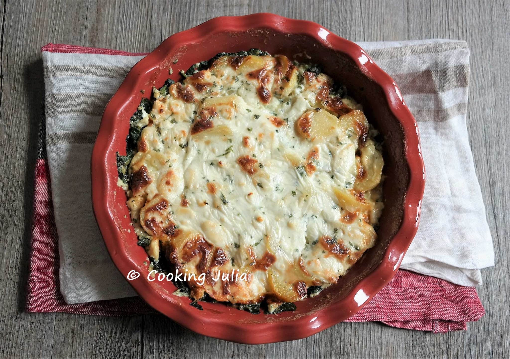 GRATIN D’ÉPINARDS ET POMMES DE TERRE AU CHÈVRE