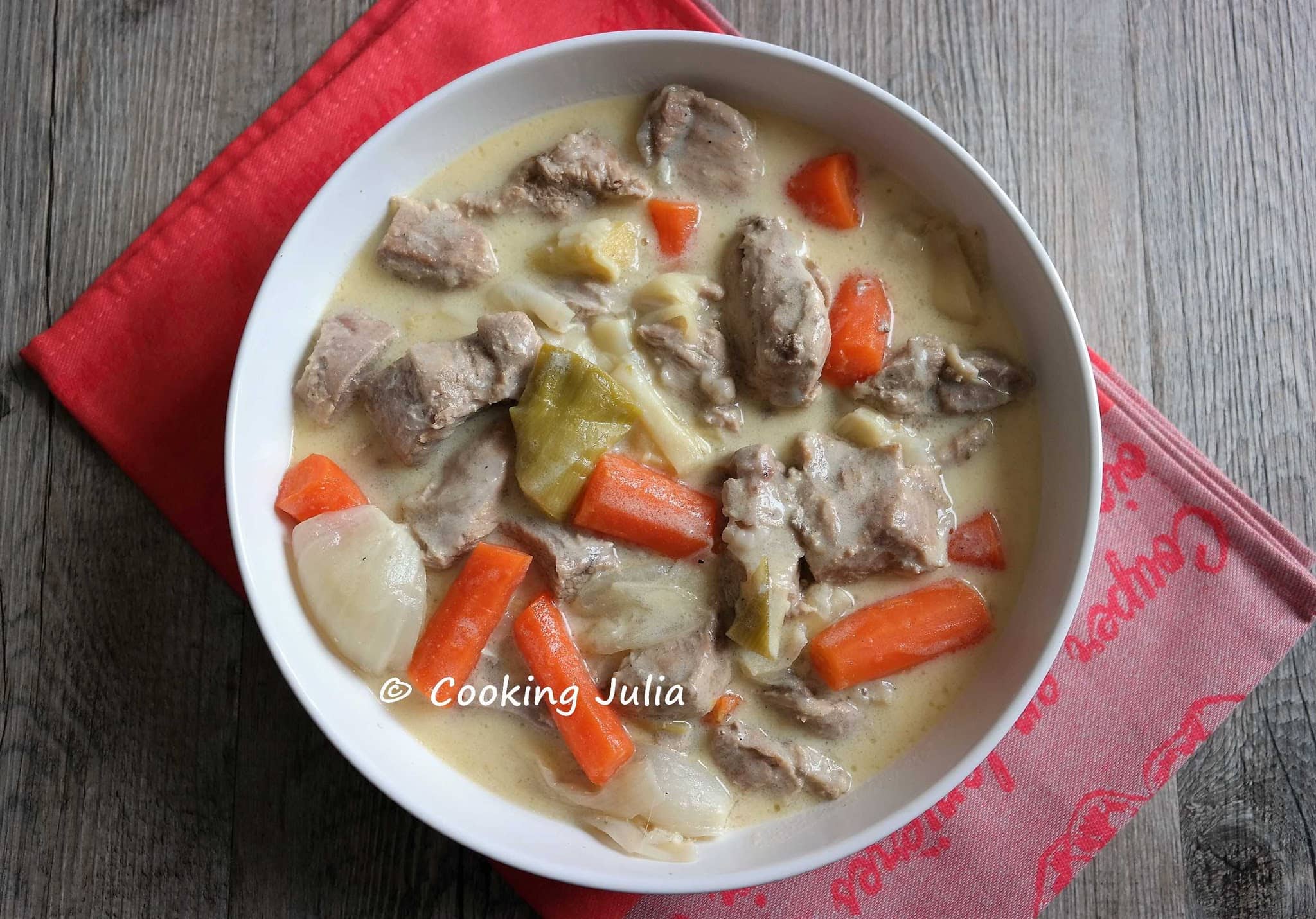 BLANQUETTE DE VEAU À L&rsquo;ANCIENNE