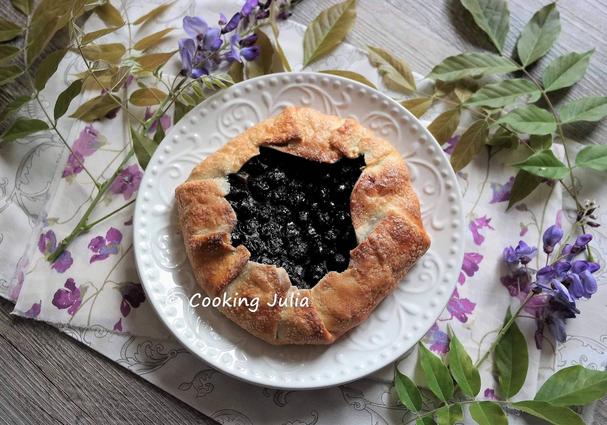 MINI-TARTE RUSTIQUE ET EXPRESS AUX MYRTILLES
