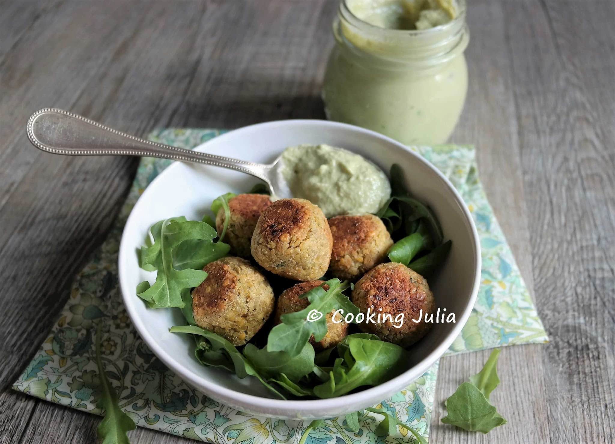 FALAFELS TRADITIONNELS, SAUCE AVOCAT AU TAHIN