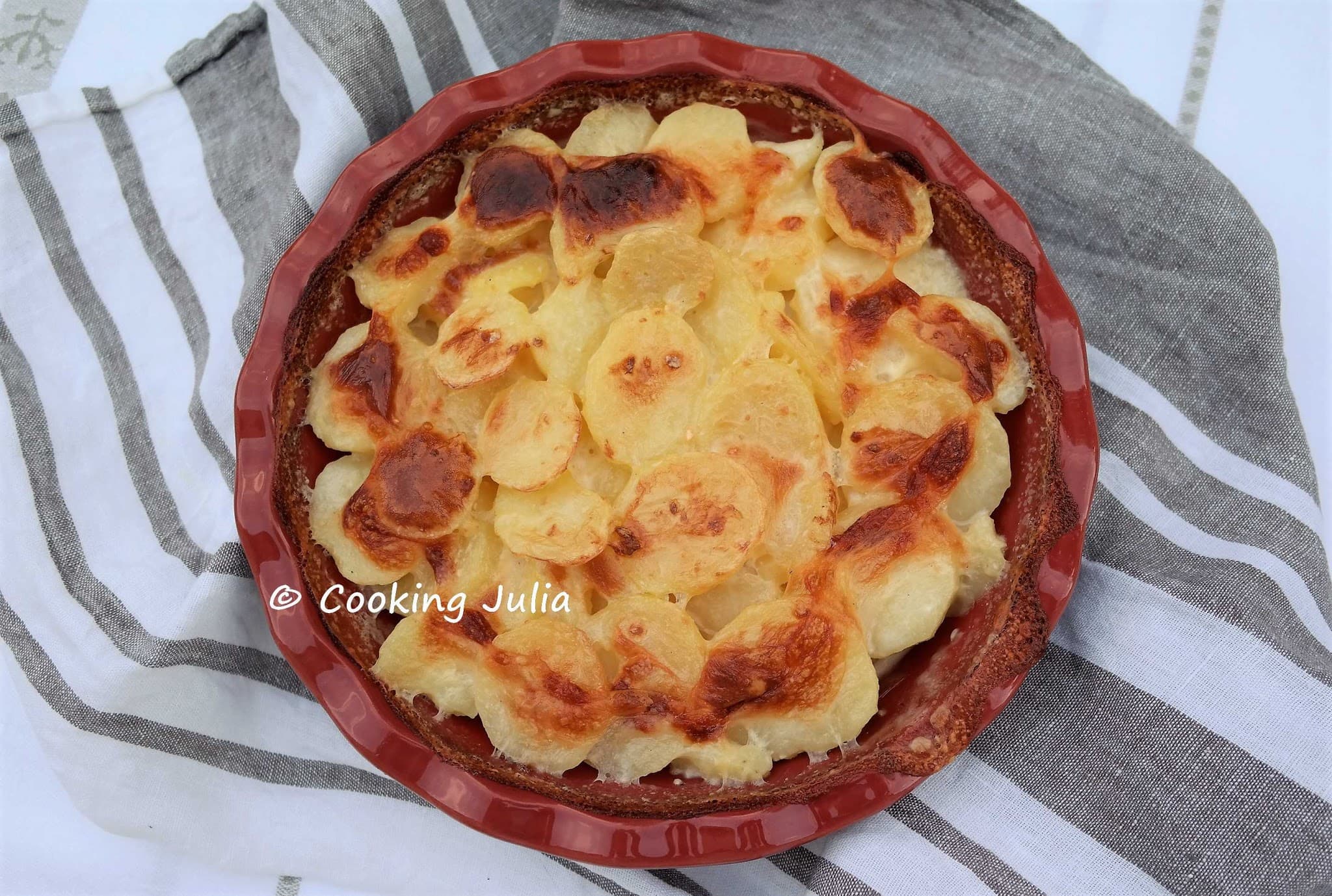 GRATIN DE POMMES DE TERRE AU BRIE FERMIER