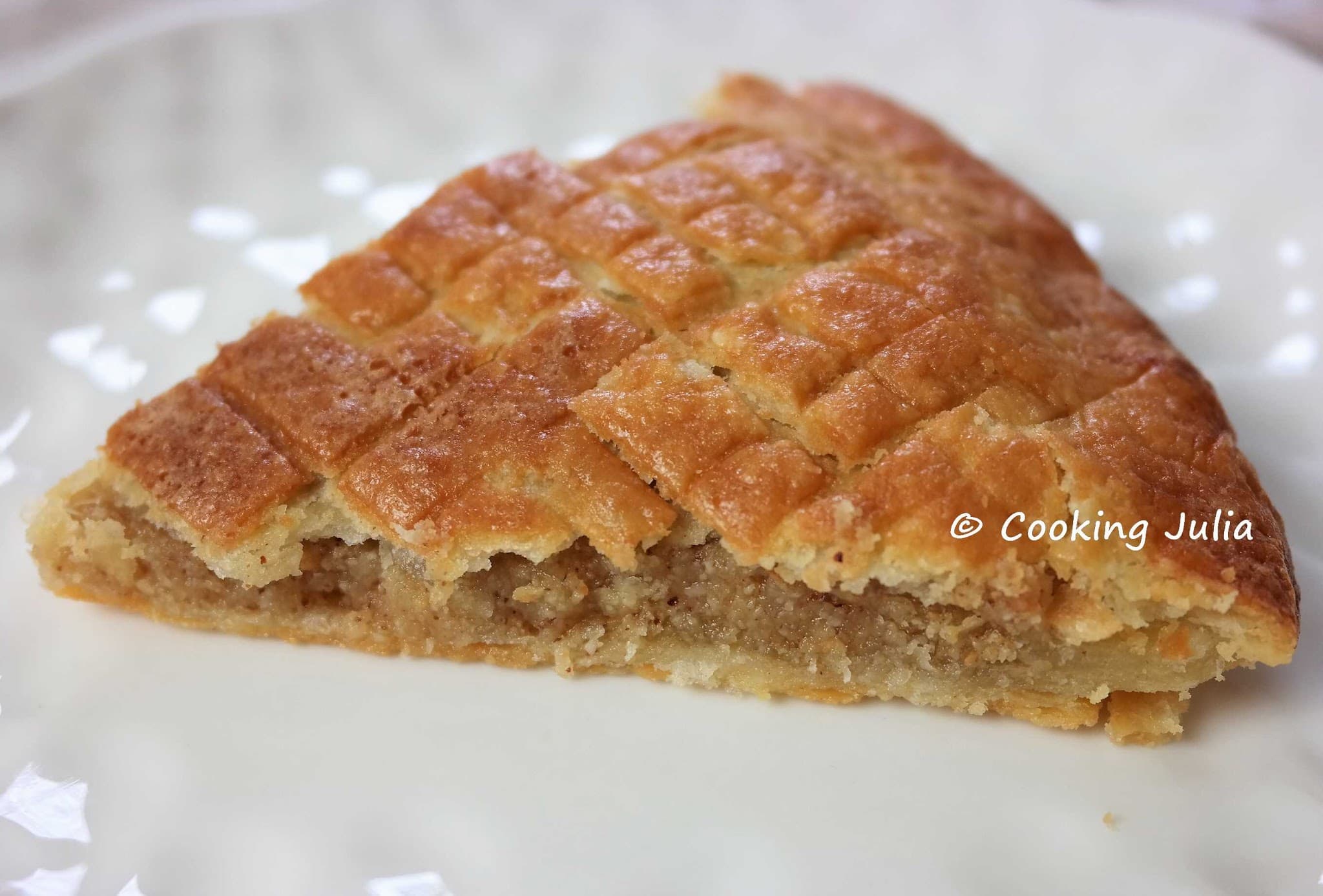 GALETTE DES ROIS À LA CRÈME D’AMANDE VEGAN