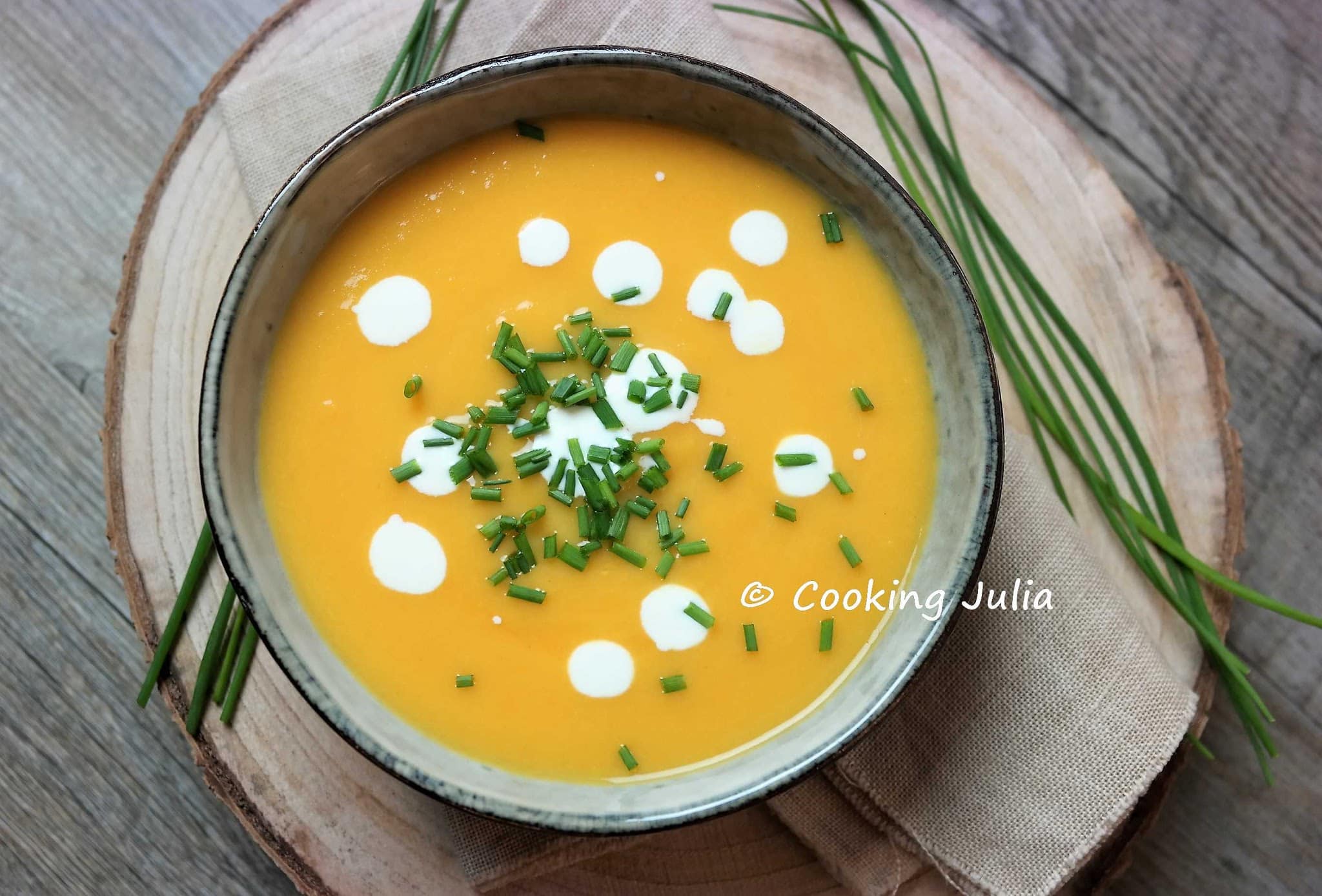 VELOUTÉ DE COURGE MUSCADE ET PATATE DOUCE