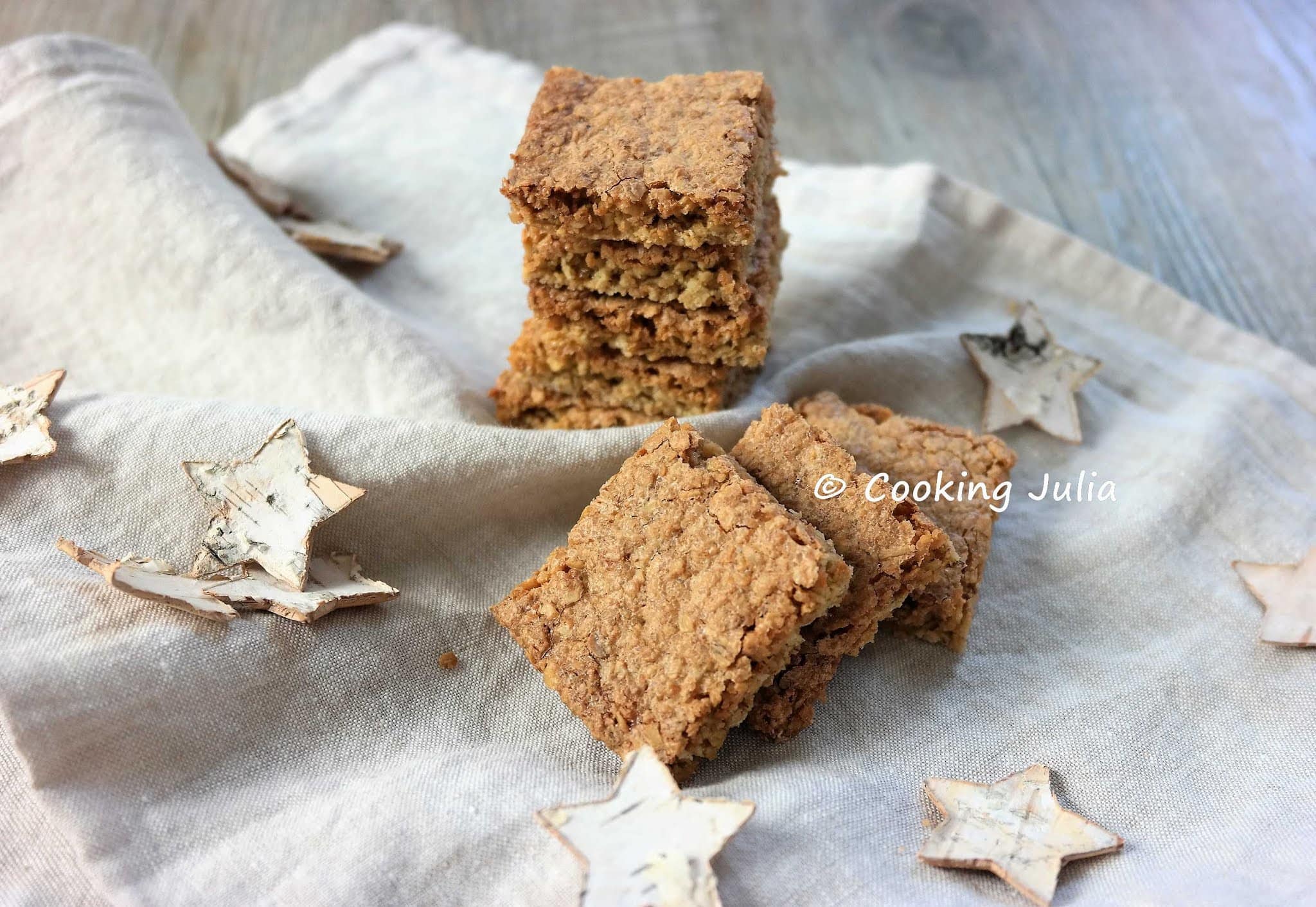 BISCUITS CROUSTILLANTS AUX FLOCONS D&rsquo;AVOINE