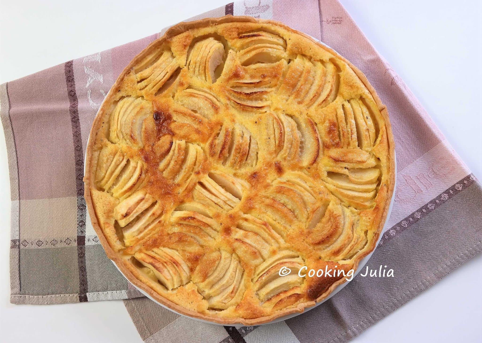 TARTE AUX POMMES FOSSILES
