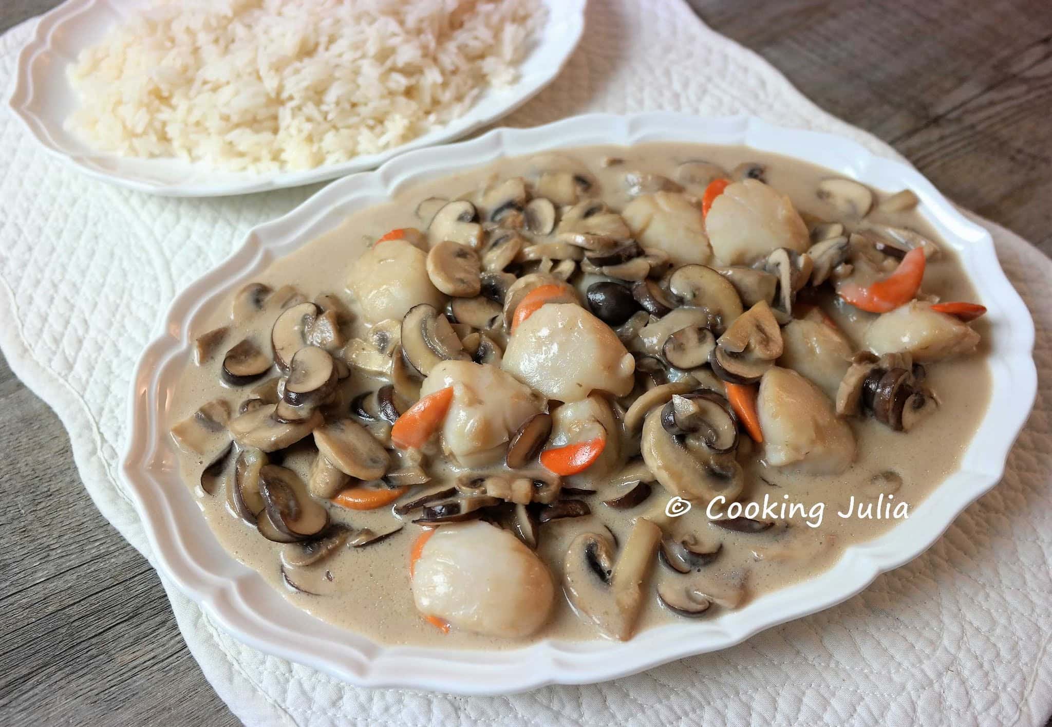 BLANQUETTE DE SAINT-JACQUES AUX CHAMPIGNONS