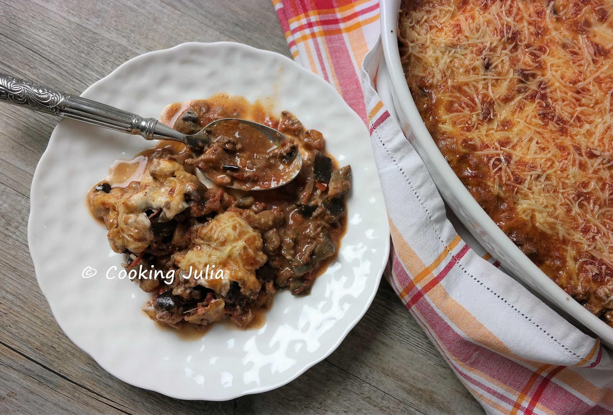 GRATIN LÉGER D&rsquo;AUBERGINES À LA VIANDE