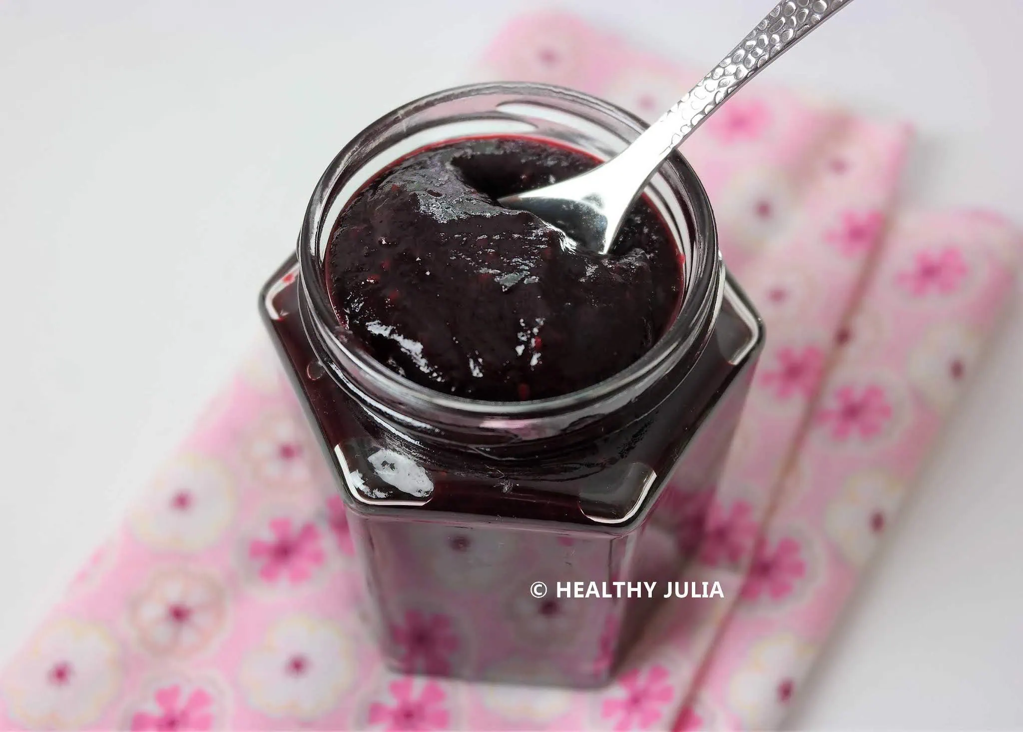 GELÉE ÉPAISSE DE FRUITS ROUGES SANS SUCRE AJOUTÉ
