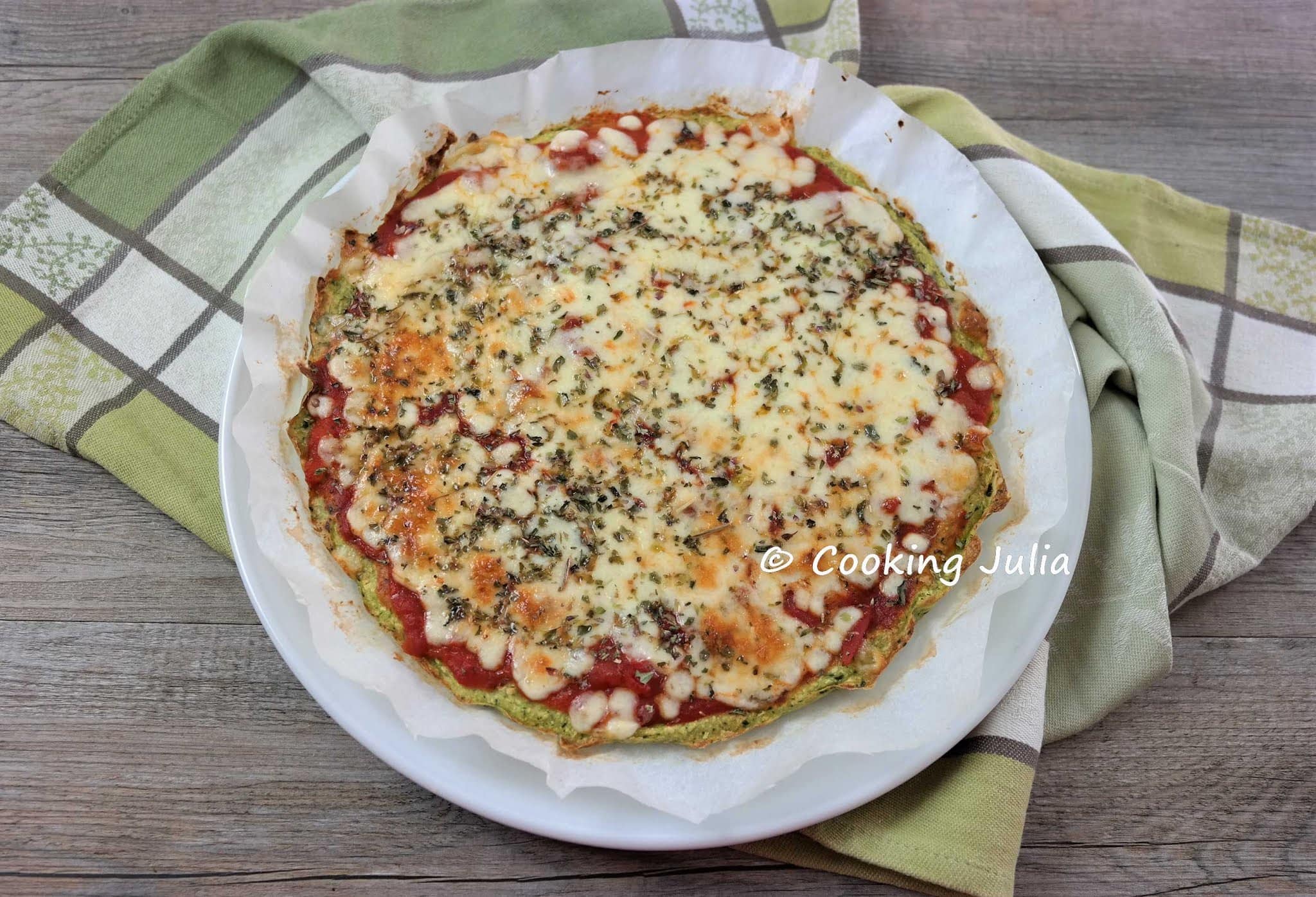 PIZZA À LA PÂTE DE COURGETTE