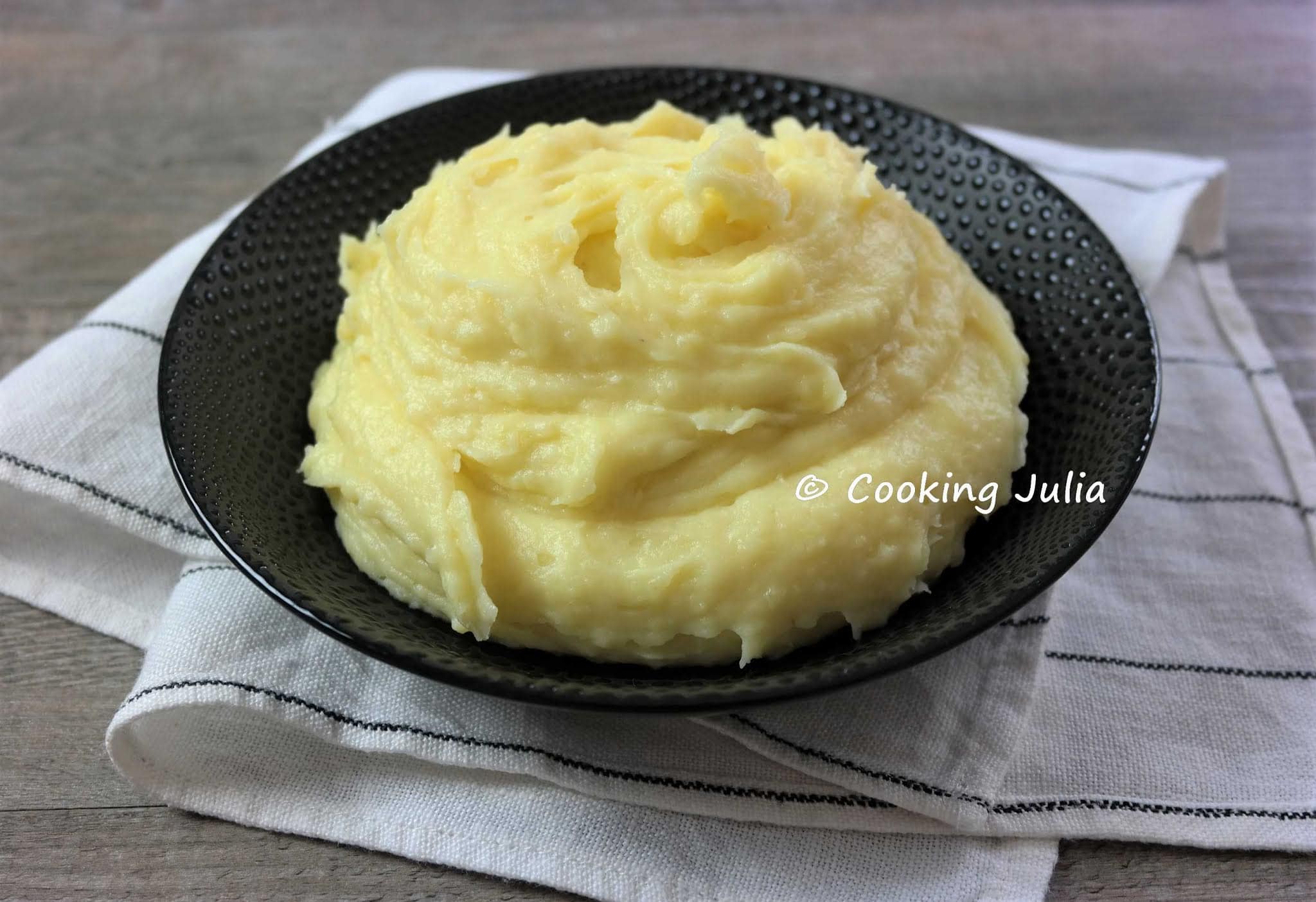 PURÉE DE POMMES DE TERRE À LA VAPEUR