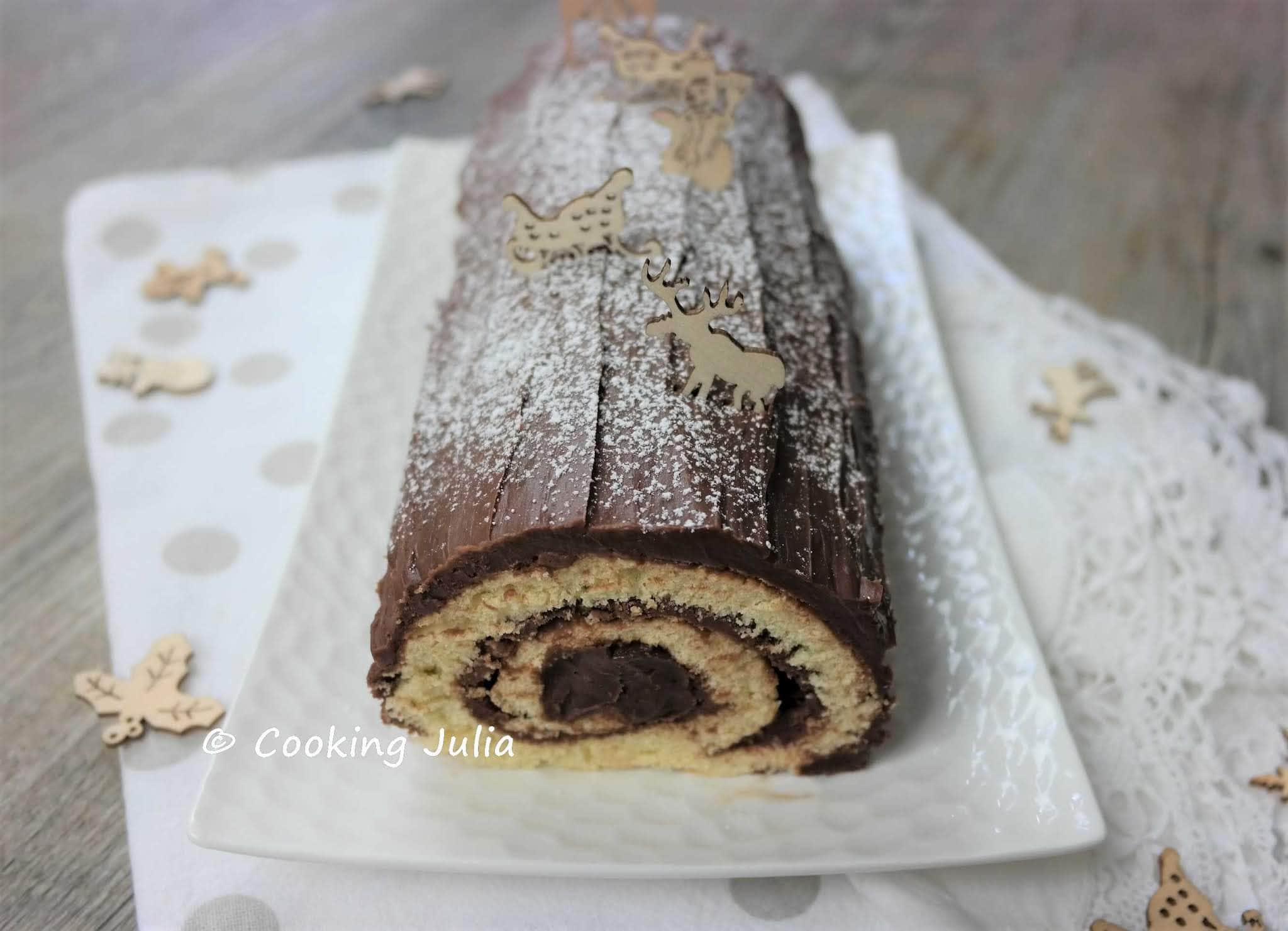 BÛCHE ROULÉE AU CHOCOLAT PRALINÉ