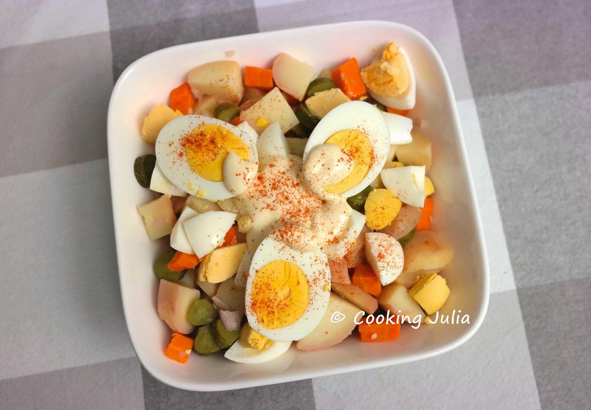 SALADE DE POMMES DE TERRE À LA TCHÈQUE