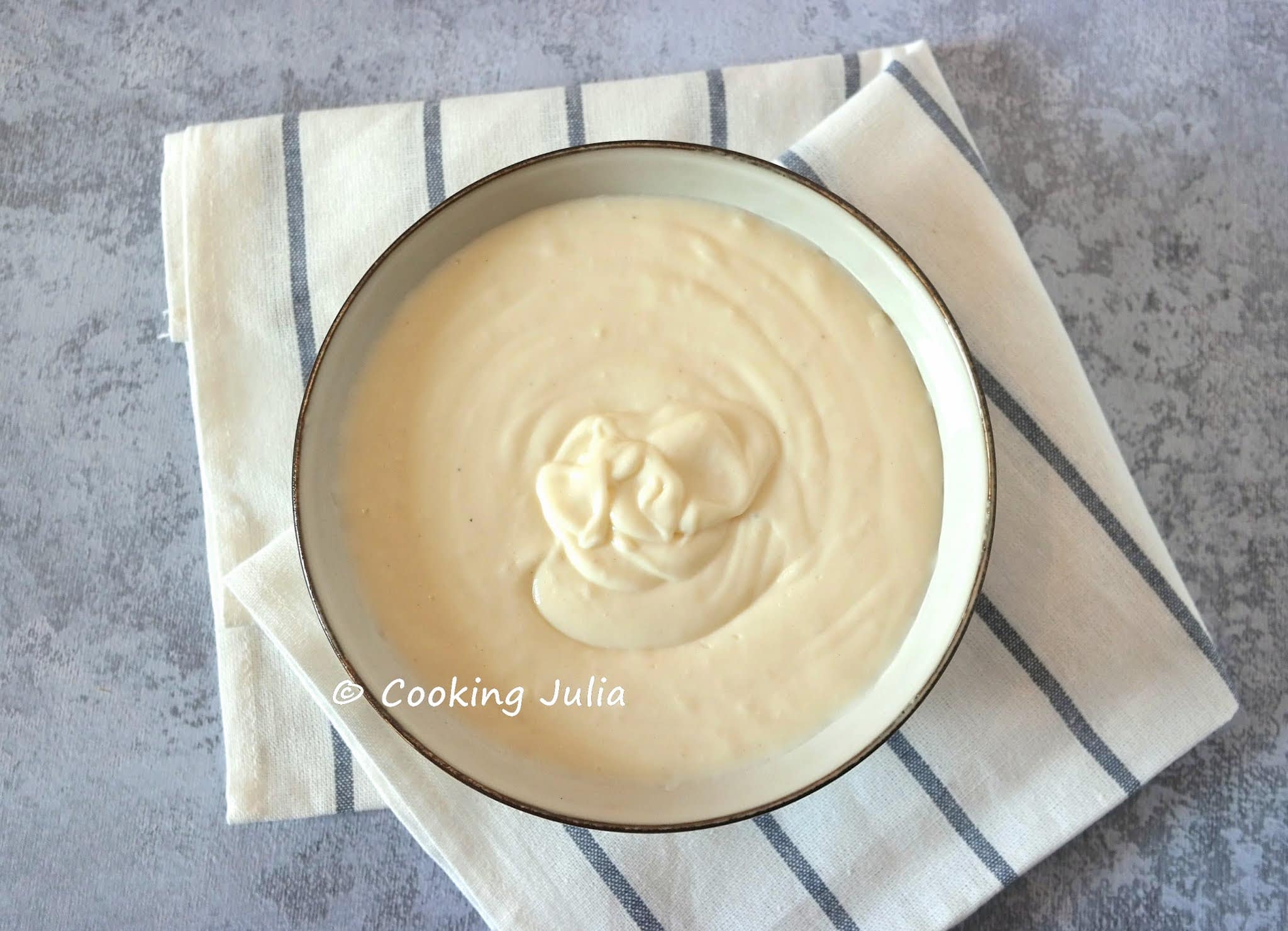 SAUCE BÉCHAMEL AU MICRO-ONDES