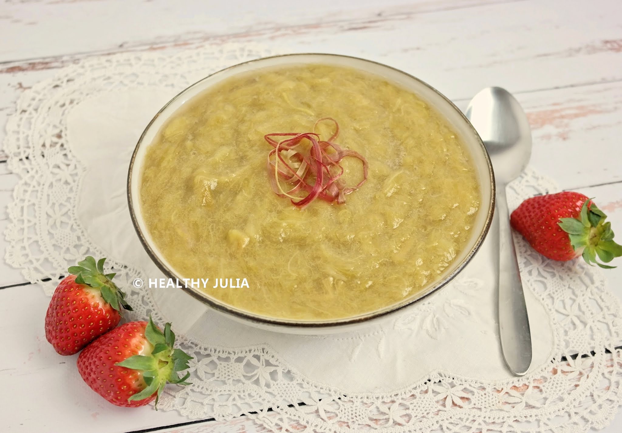 COMPOTE DE RHUBARBE