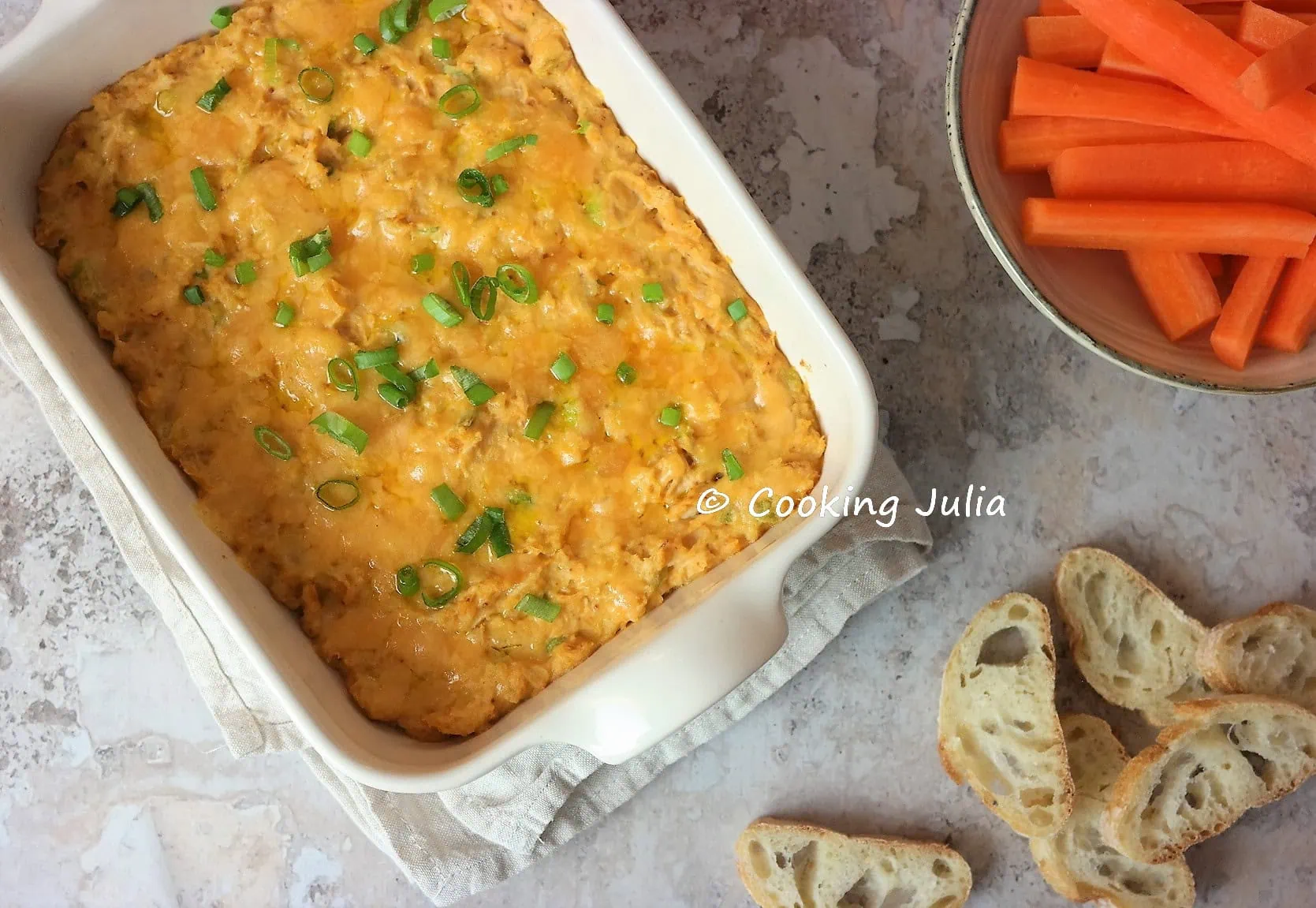 BUFFALO CHICKEN DIP