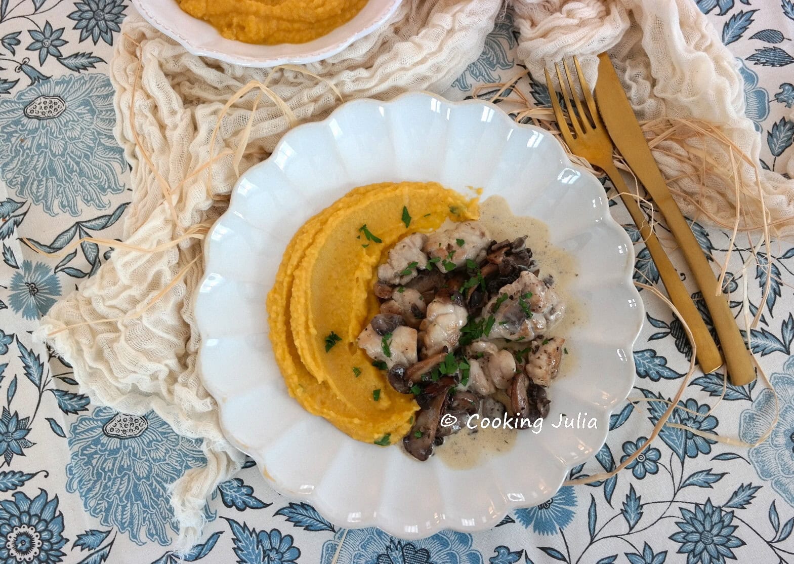 RIS DE VEAU AUX CHAMPIGNONS SAUCE CHAMPAGNE