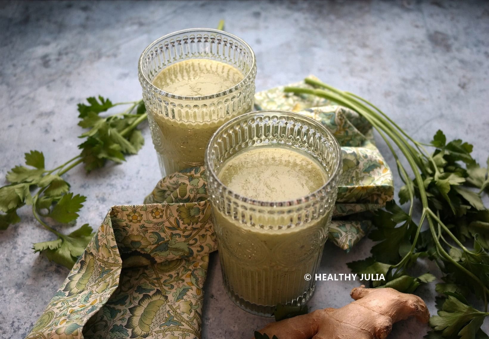 GREEN SMOOTHIE KIWI, POMME ET GINGEMBRE #DÉTOX