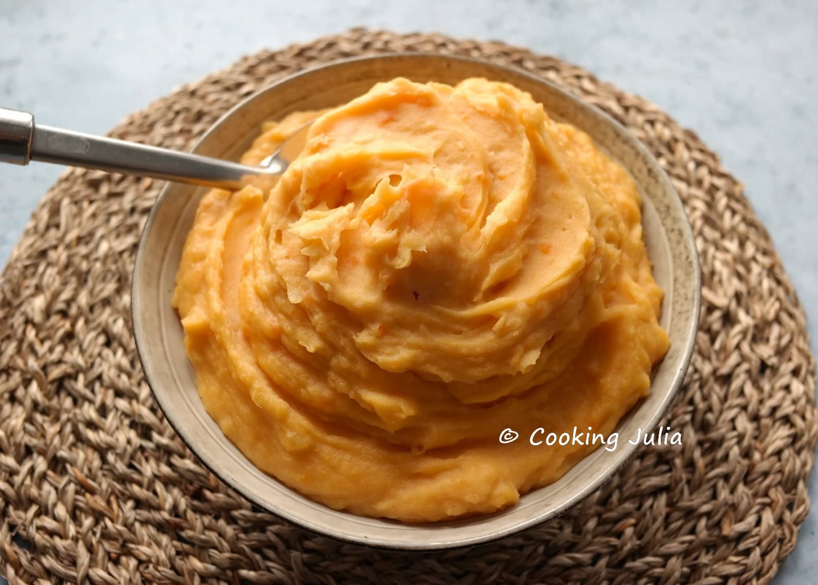 PURÉE DE POMME DE TERRE ET PATATE DOUCE