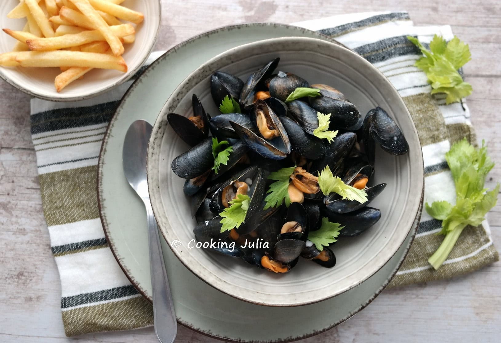 MOULES MARINIÈRE