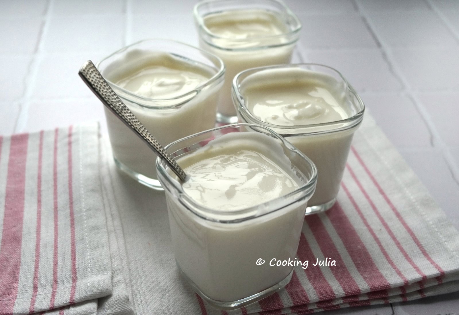 YAOURTS FAÇON « PERLE DE LAIT » NATURE (MULTI DÉLICES)