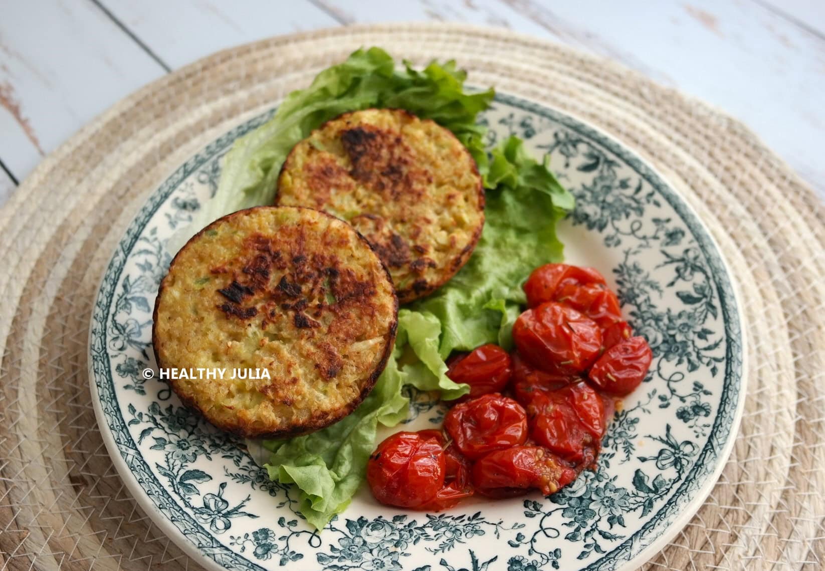 GALETTES DE BOULGOUR ET TOMATES RÔTIES