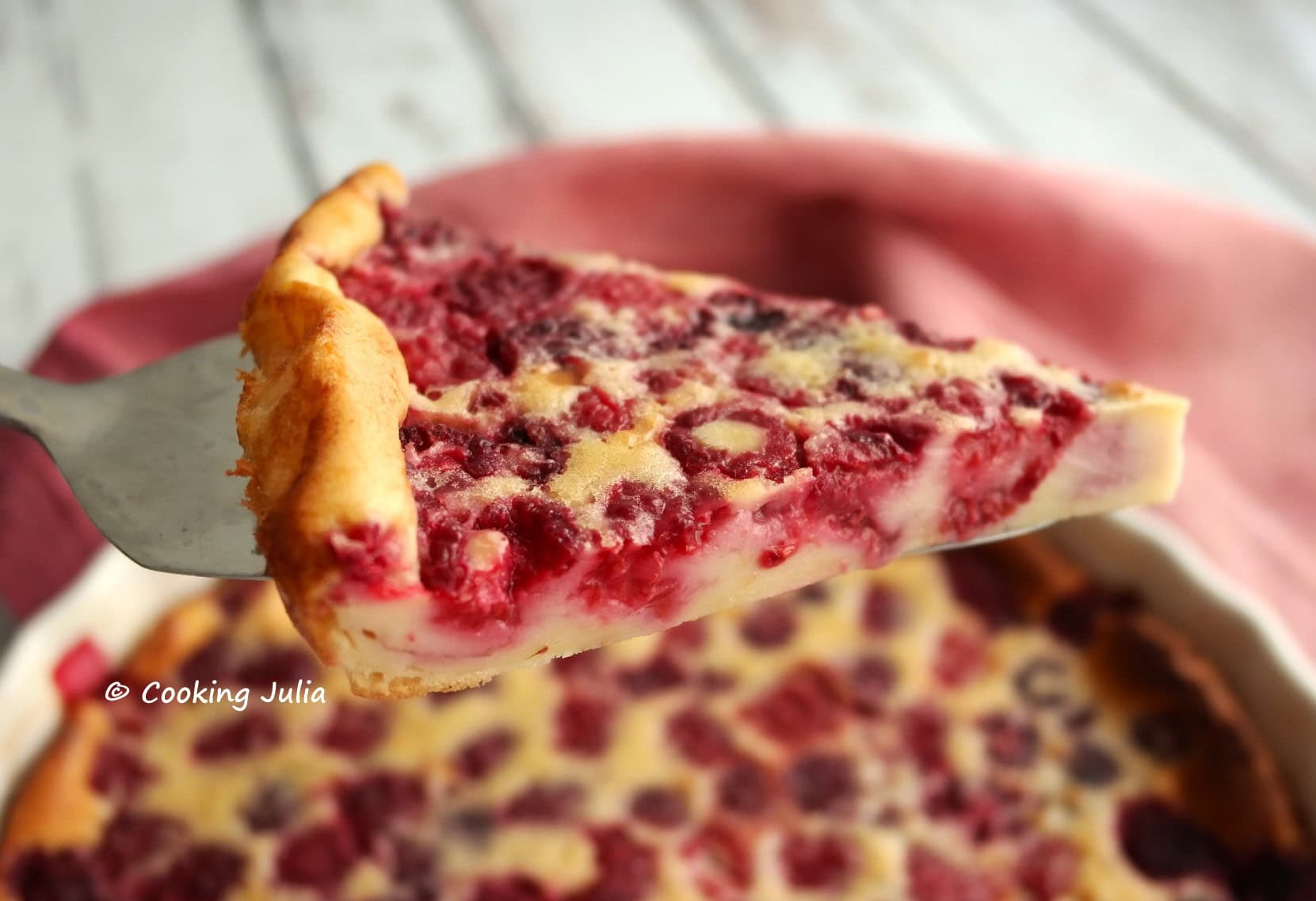 CLAFOUTIS AUX FRAMBOISES (TUPPERWARE)