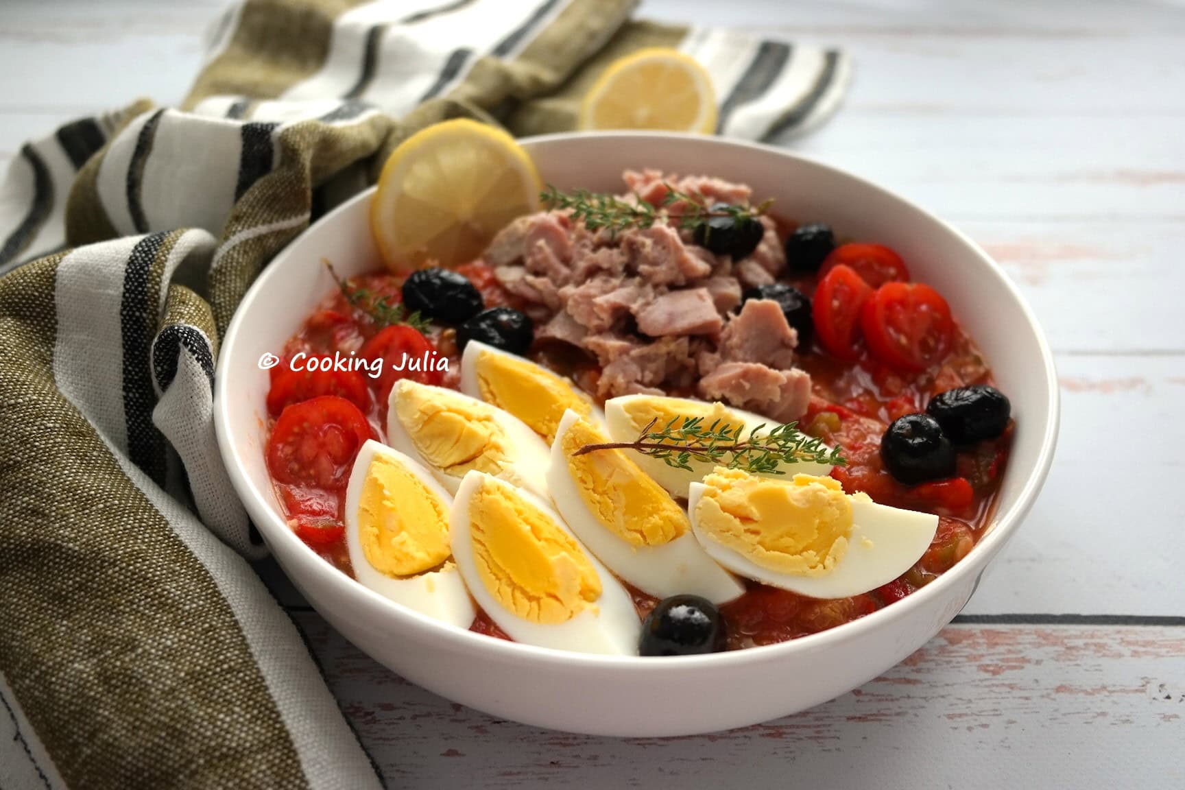 SALADE MECHOUIA AU THON ET ŒUFS DURS