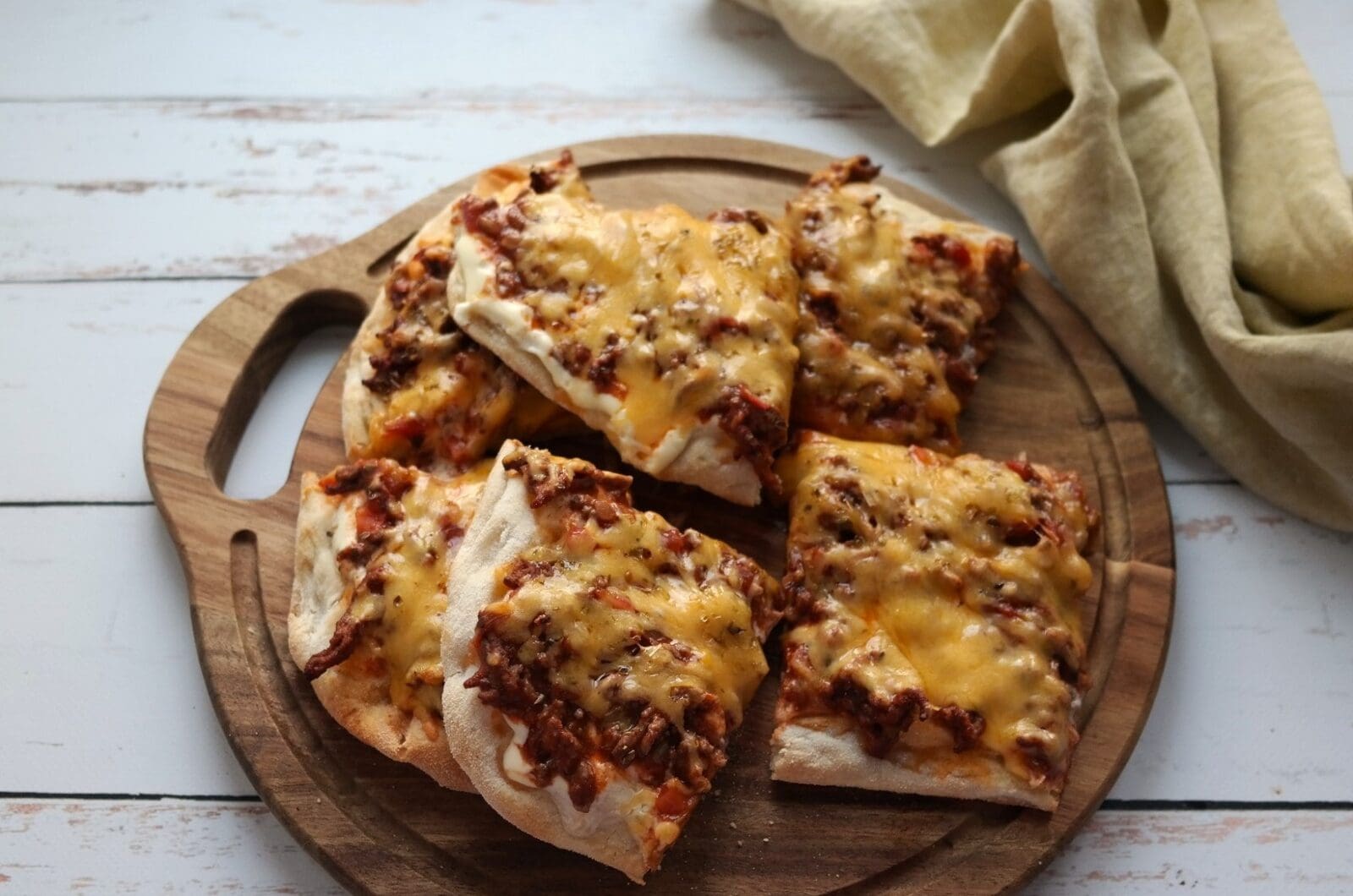 Pinsa bolognaise