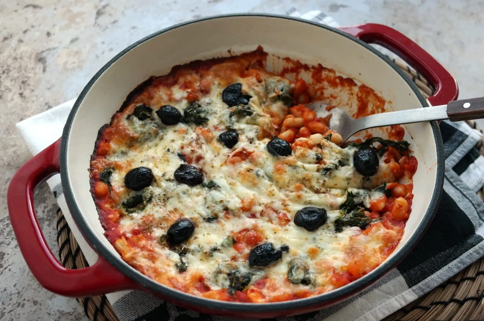 Pizza beans